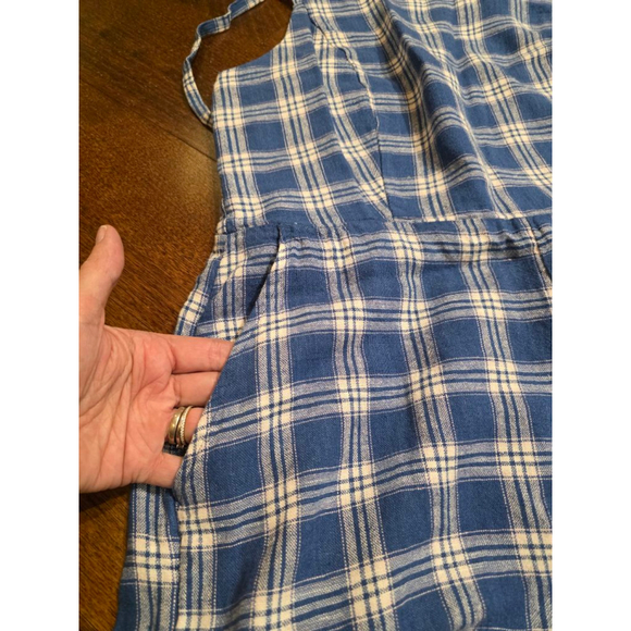 Women's Old Navy Blue White Plaid Cropped Square Neck Jumpsiit size M - Picture 6 of 10